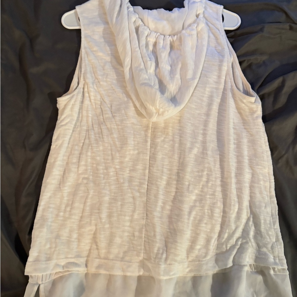 White House Black Market Cream Sleeveless Tunic - Picture 2 of 2